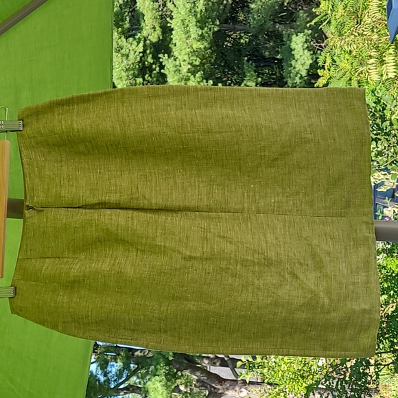 Finity Naturals 100% Linen skirt, size 4 - Picture 2 of 9